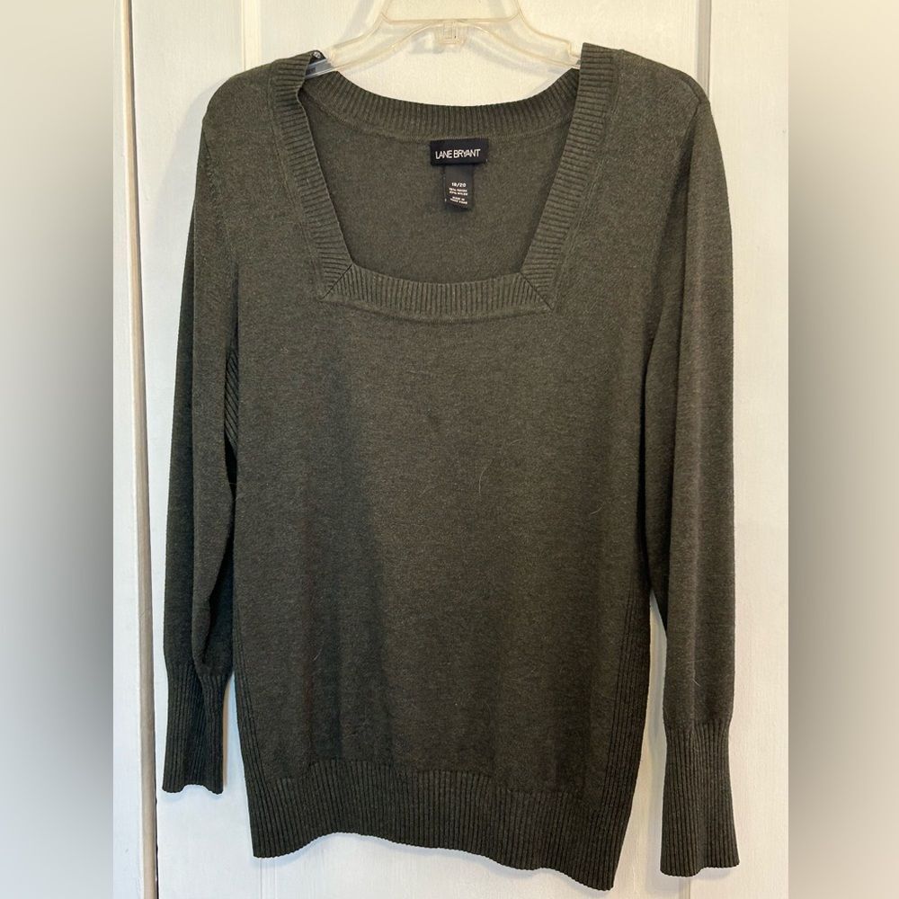 Lane Bryant Lightweight Lt Olive Green Square Neck Sweater Size 18/20 Pre Owned